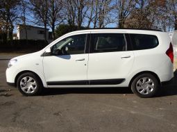 dacia-lodgy-cg-744-yn-4-1480600028.JPG