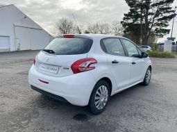 peugeot-208-dd-505-ge-9-1702652600.jpg