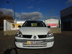 renault-clio-ii-campus-societe-571afp29-2-1479199105.JPG