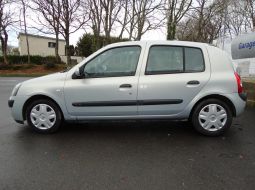 renault-clio-ii-ph-2-bv-480-jb-4-1486483046.JPG