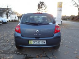 renault-clio-iii-368-aqa-29-1-1512145453.JPG
