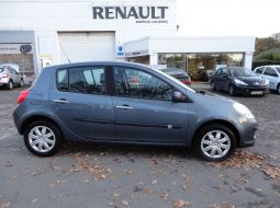 renault-clio-iii-368-aqa-29-4-1512145456.JPG