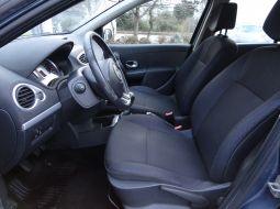 renault-clio-iii-368-aqa-29-9-1514277366.JPG