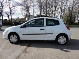 renault-clio-iii-societe-by-862-bm-12-1489593339.JPG