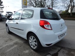 renault-clio-iii-societe-cf-536-kx-7-1516981732.JPG