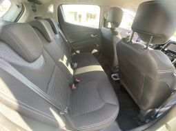 renault-clio-iv-dy-652-cy-18-1741944174.JPG