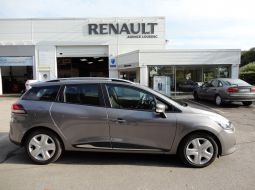 renault-clio-iv-estate-dh-434-ym-2-1508339934.JPG