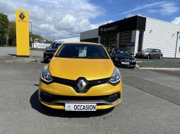 renault-clio-iv-rs-trophy-igbbd318-1-1682344593.JPG