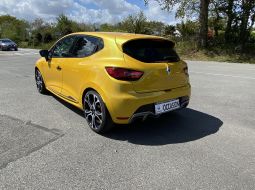 renault-clio-iv-rs-trophy-igbbd318-8-1682344624.JPG