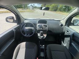 renault-kangoo-ze-eb-287-jx-17-1753448561.JPG