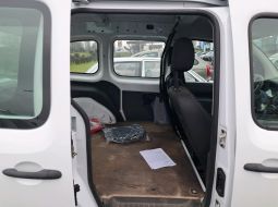 renault-kangoo-ze-eb-287-jx-7-1749023348.jpg