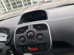 renault-kangoo-ze-eb-287-jx-9-1749023348.jpg