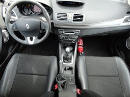 renault-megane-iii-cf-759-fk-8-1528300200.JPG