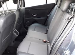 renault-megane-iii-dq-608-ds-10-1573655112.jpg
