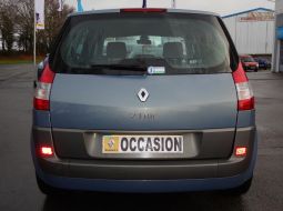 renault-scenic-ii-ph1-847acc29-7-1482500502.JPG