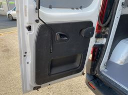 renault-trafic-iii-ff600qe-14-1701179606.jpg
