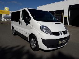 renault-trafic-passenger-dc-787-wh-1-1563175258.jpg