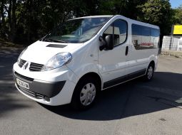 renault-trafic-passenger-dc-787-wh-2-1563175264.jpg
