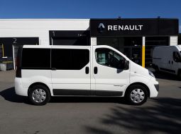 renault-trafic-passenger-dc-787-wh-4-1563175267.jpg