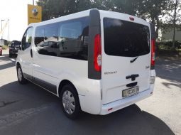 renault-trafic-passenger-dc-787-wh-9-1563175281.jpg