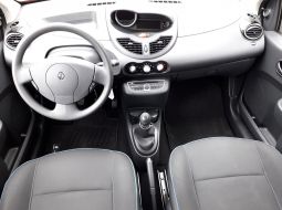 renault-twingo--12-1570027277.jpg