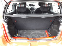 renault-twingo--9-1570027273.jpg