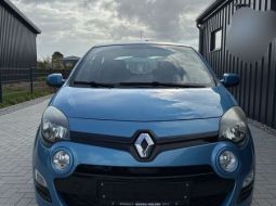 renault-twingo-ii--1-1785487308.jpg