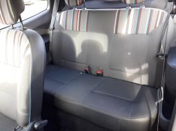 renault-twingo-ii--10-1579099759.jpg
