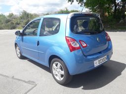 renault-twingo-ii--12-1619614245.jpg