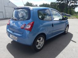 renault-twingo-ii--2-1619614214.jpg
