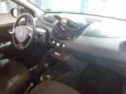 renault-twingo-ii-b-lh5893-4-1594387174.jpeg