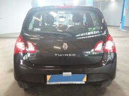 renault-twingo-ii-b-lh5893-9-1594387183.jpeg