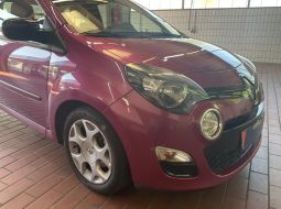 renault-twingo-ii-en-c2701-12-1748249798.jpg