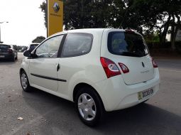 renault-twingo-ii-sb-i1660-10-1600185518.jpg
