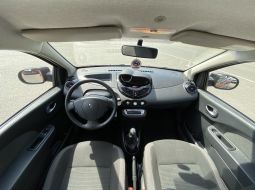 renault-twingo-ii-slku81-13-1661778861.JPG