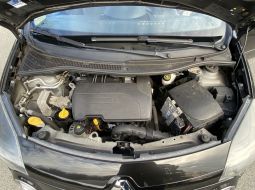 renault-twingo-ii-t809hj-14-1736440189.JPG