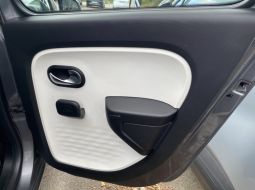 renault-twingo-iii-trka703-17-1727964131.JPG