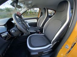 renault-twingo-iii-ze-gk-939-hm-17-1713535444.JPG