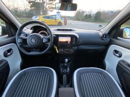 renault-twingo-iii-ze-gk-939-hm-19-1713535488.JPG
