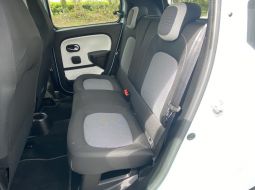 renault-twingo-ze-gf839wk-11-1683295923.JPG