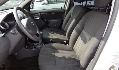 dacia-duster-societe-bf-043-ya-1-1493968861.JPG
