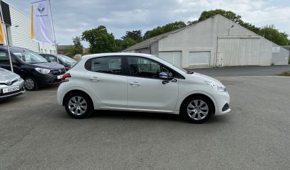 peugeot-208-fg-704-ek-2-1650900355.JPG
