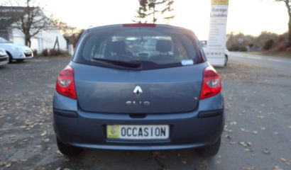 renault-clio-iii-368-aqa-29-1-1512145453.JPG
