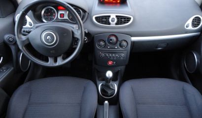 renault-clio-iii-368-aqa-29-10-1514277368.JPG