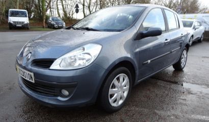 renault-clio-iii-368-aqa-29-12-1514283761.JPG