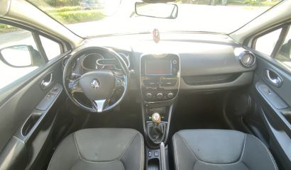 renault-clio-iv-dy-652-cy-23-1741944174.JPG