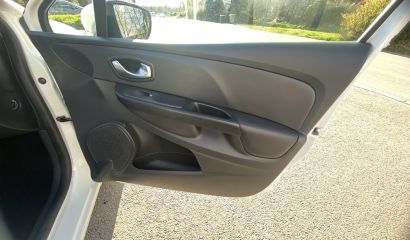 renault-clio-iv-dy-652-cy-25-1741944174.JPG