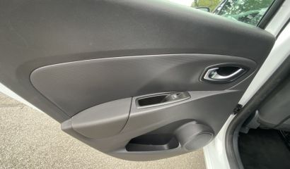 renault-clio-iv-estate-es-295-st-17-1697122086.JPG