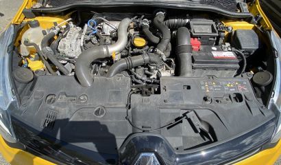 renault-clio-iv-rs-trophy-igbbd318-14-1682344640.JPG