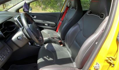 renault-clio-iv-rs-trophy-igbbd318-14-1683034562.JPG